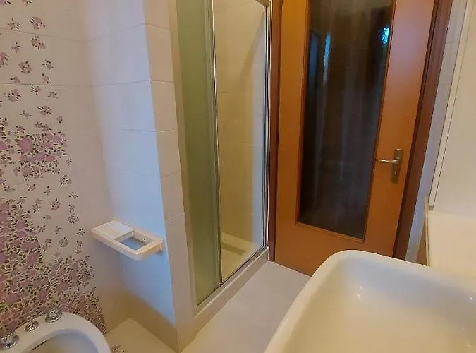 Intero In Casa Indipendente *