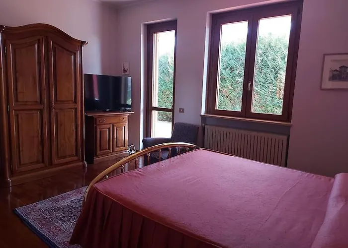 Intero In Casa Indipendente Διαμέρισμα *